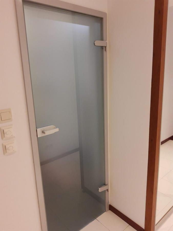 Klimatyzowany apartament przy Dworcu Głównym Kraków Zewnętrze zdjęcie