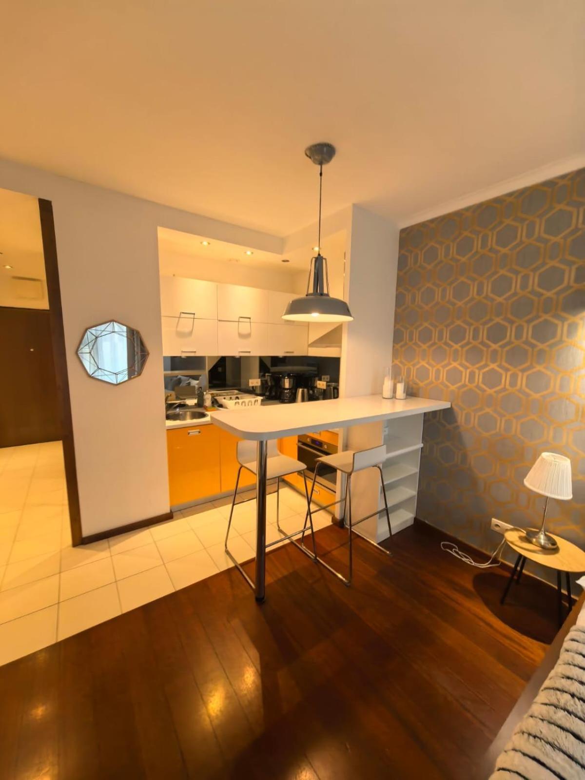 Klimatyzowany apartament przy Dworcu Głównym Kraków Zewnętrze zdjęcie
